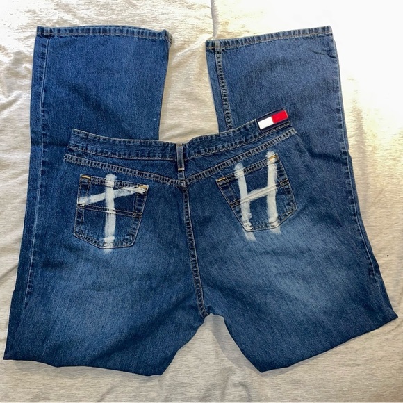 Tommy Hilfiger euro flare t h graffiti pocket jeans sz 34 - Picture 1 of 4